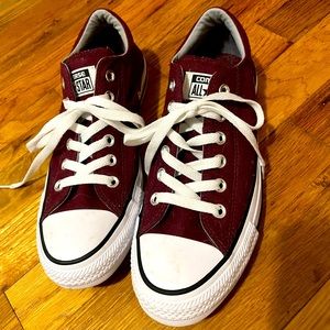Converse All Stars- Maroon - NEW